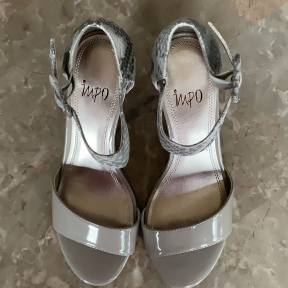 NWOT IMPO VANTAGE WEDGE SANDALS - Picture 2 of 5